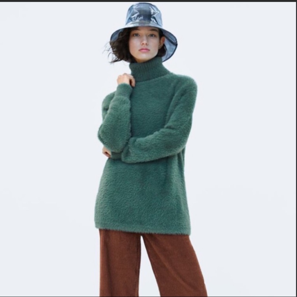 ZARA Faux fur high neck sweater